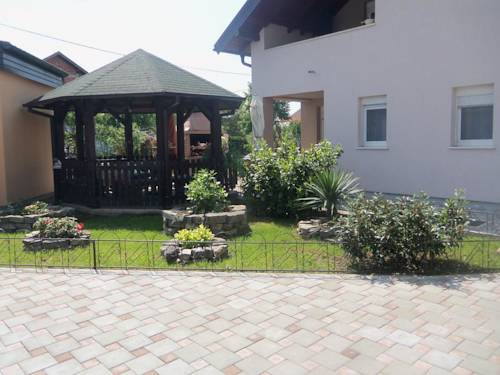 Rooms Zimmer Karlovac