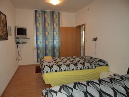 Rooms Zimmer Karlovac