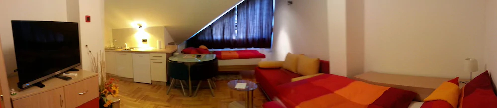 Studio Apartments Korosteljev