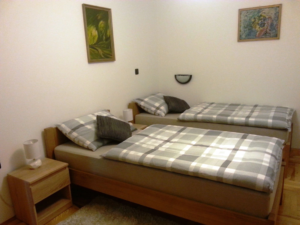 Studio Apartments Korosteljev