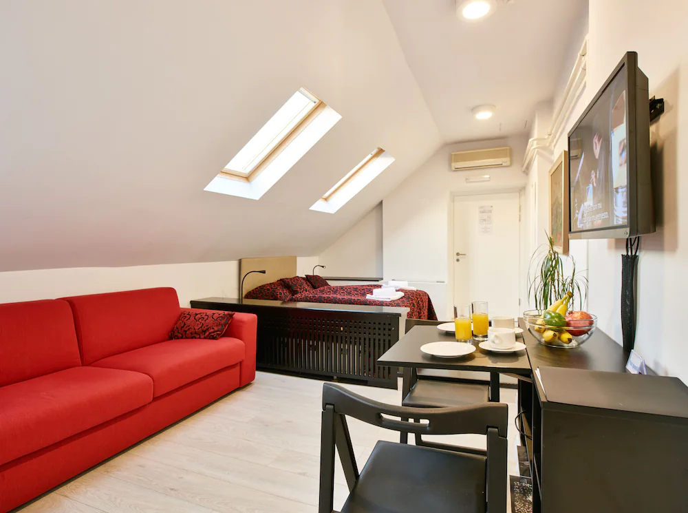 Apartments Praska 8