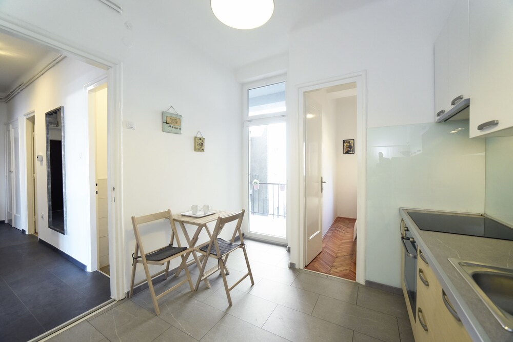 Apartments Sunny & Dux