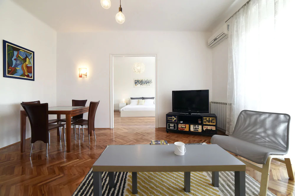 Apartments Sunny & Dux