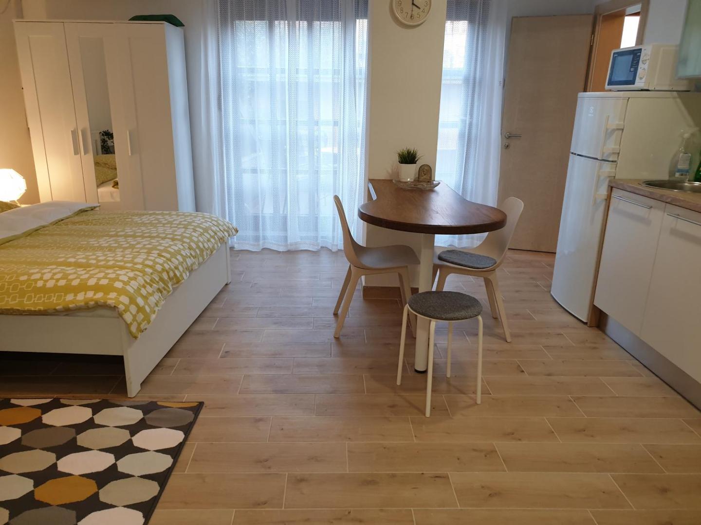 Apartments Ziher