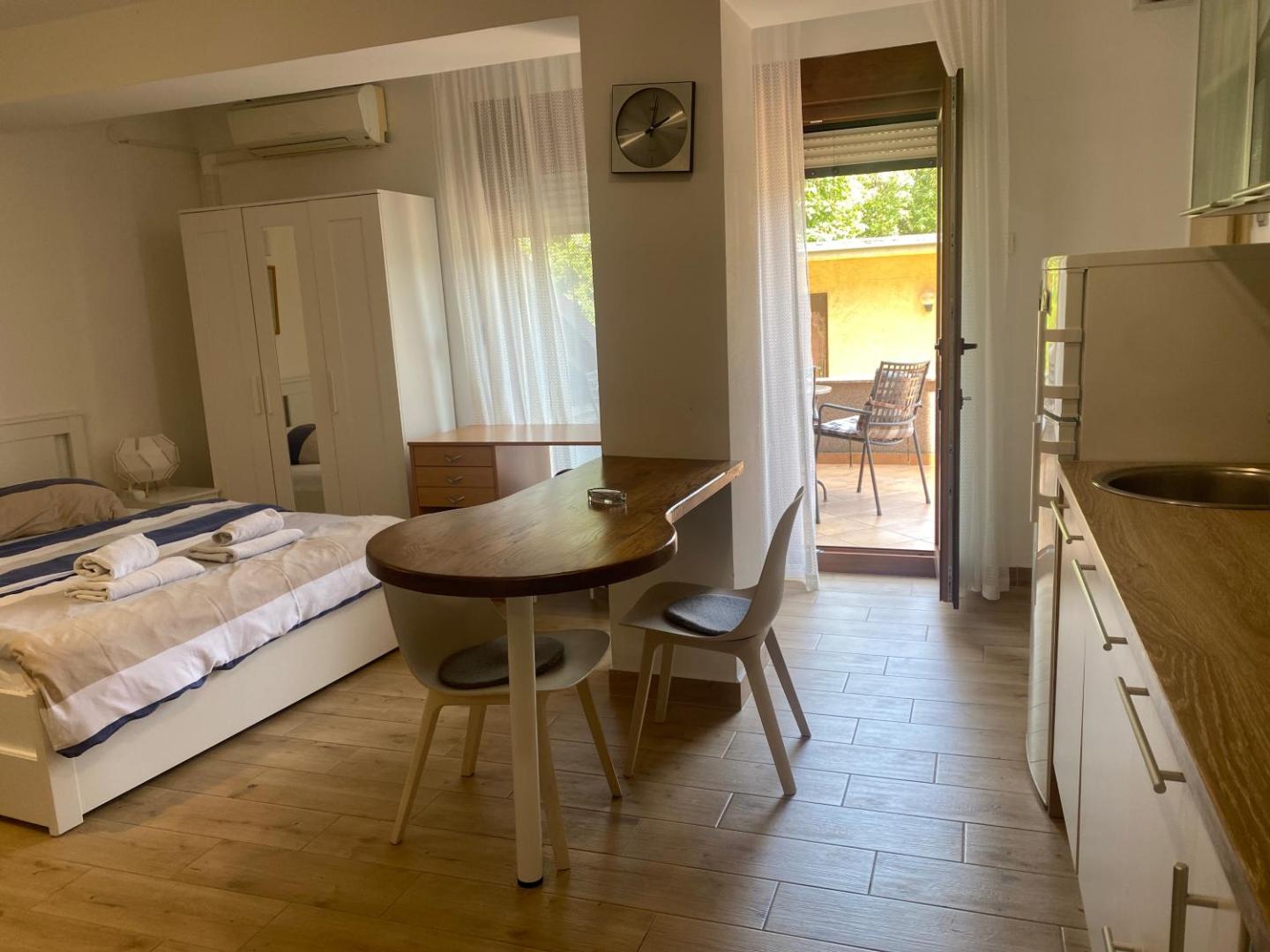 Apartments Ziher