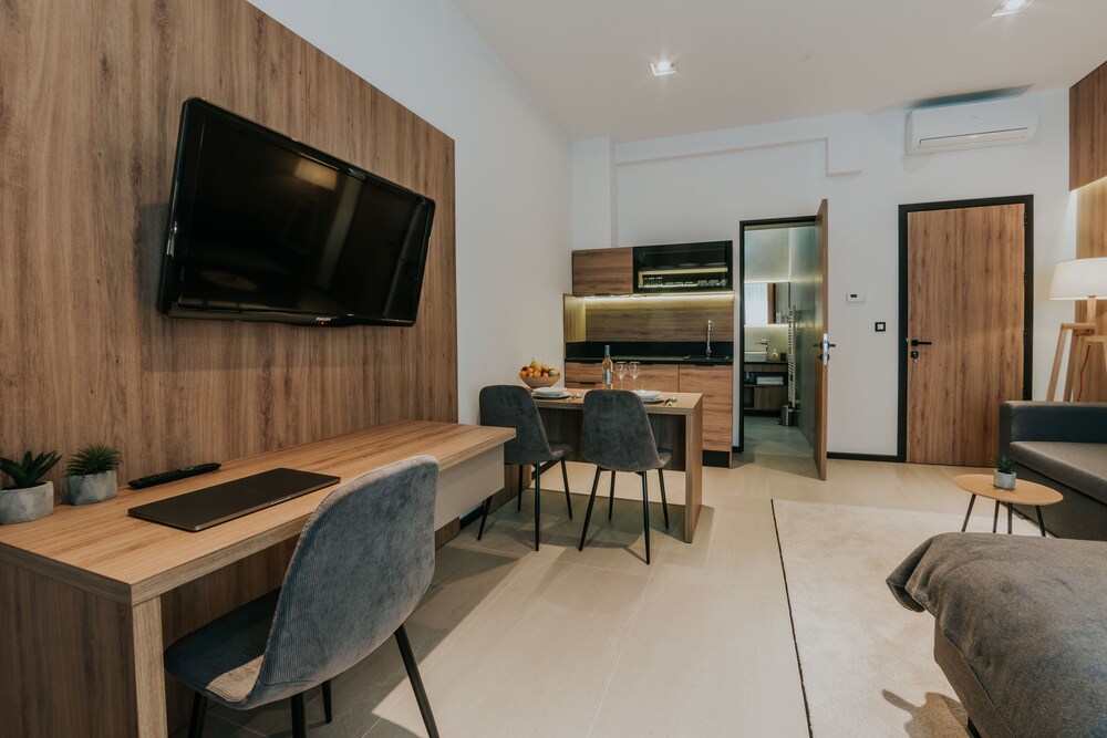 Apricot Luxe Apartments