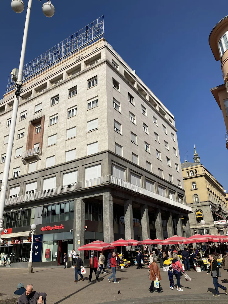 Bed & Breakfast Sky City Center
