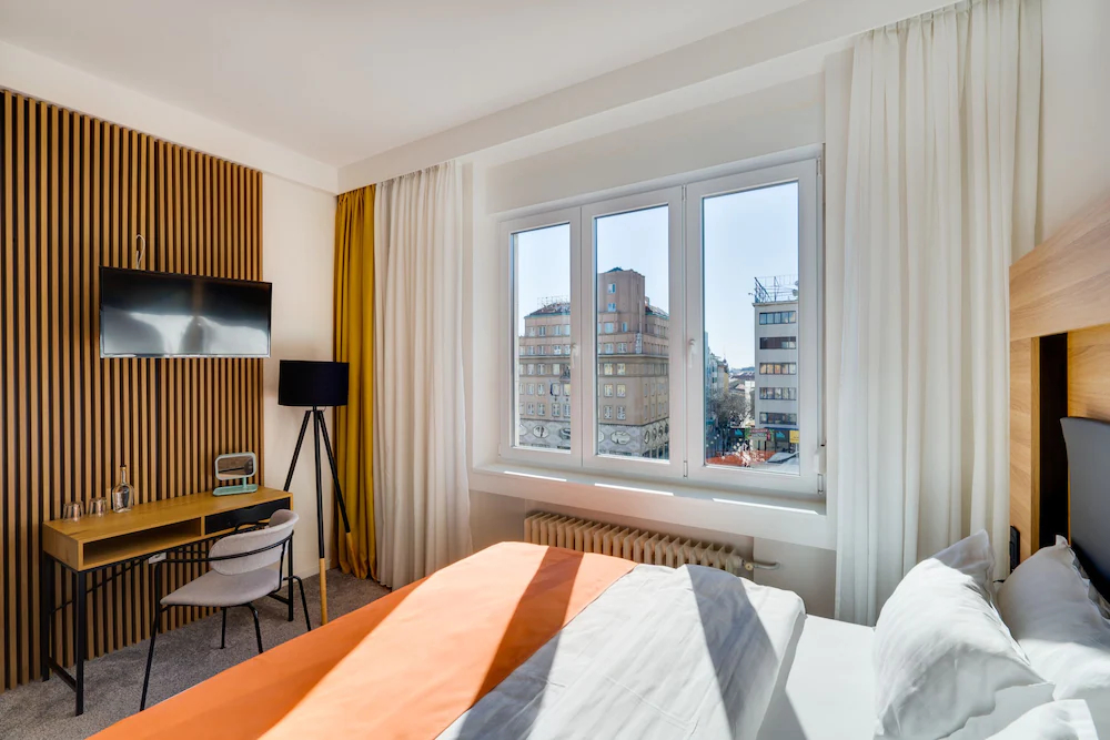Bed & Breakfast Sky City Center