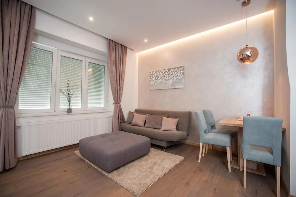 Citylux Apartments