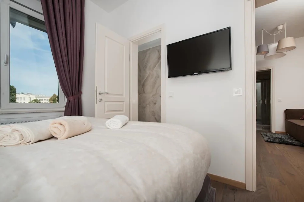 Citylux Apartments