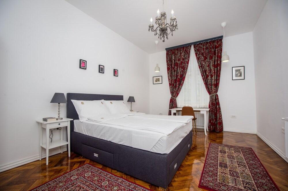 Crown Rooms