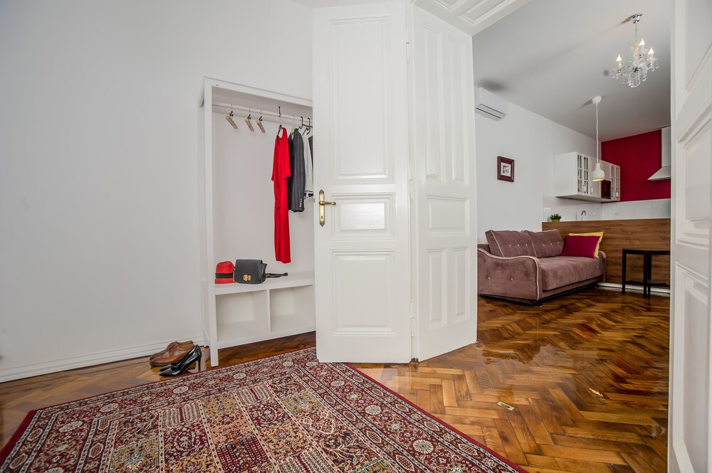Crown Rooms