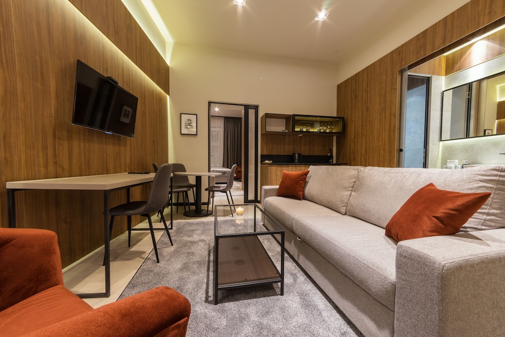 Dezman Luxury Apartments