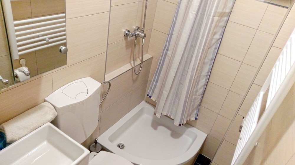 Donos Apartments