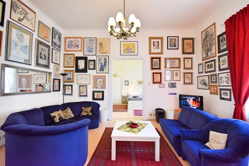 Donos Apartments