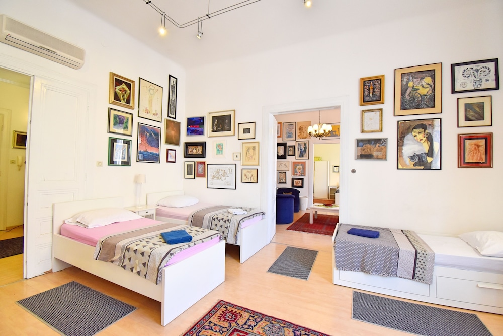 Donos Apartments