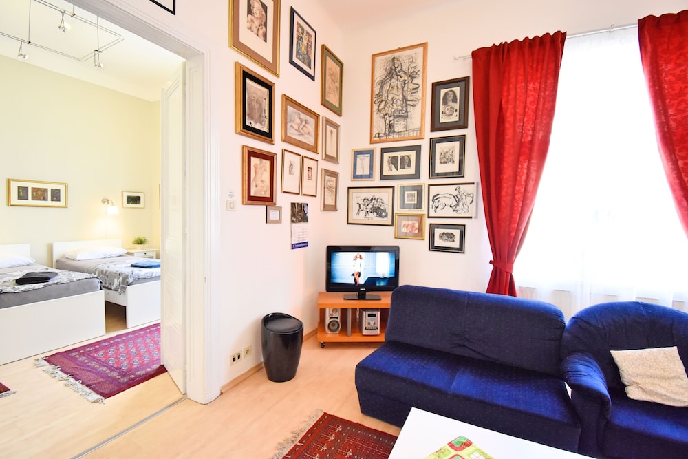 Donos Apartments