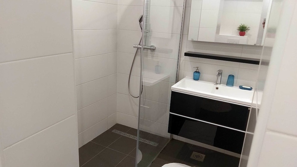 Donos Apartments