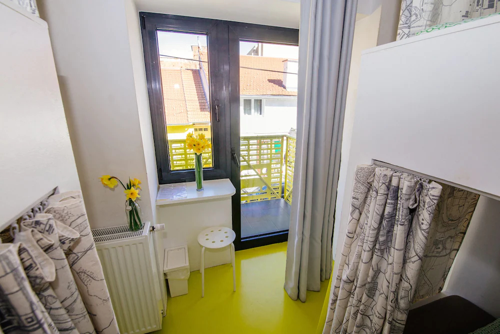 Hostel 63