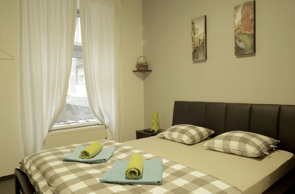 Hostel Chic
