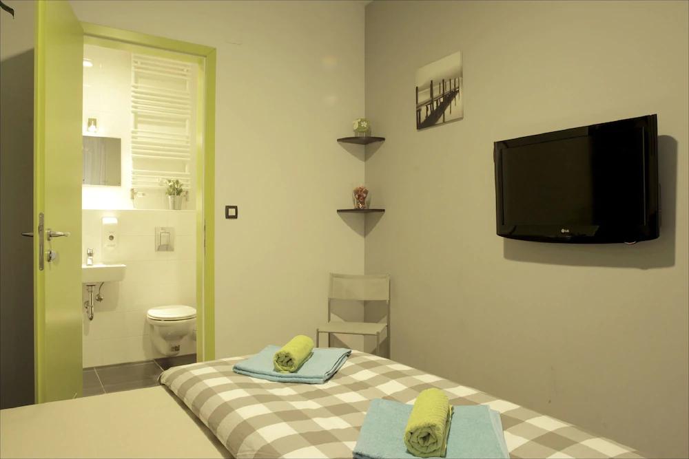 Hostel Chic