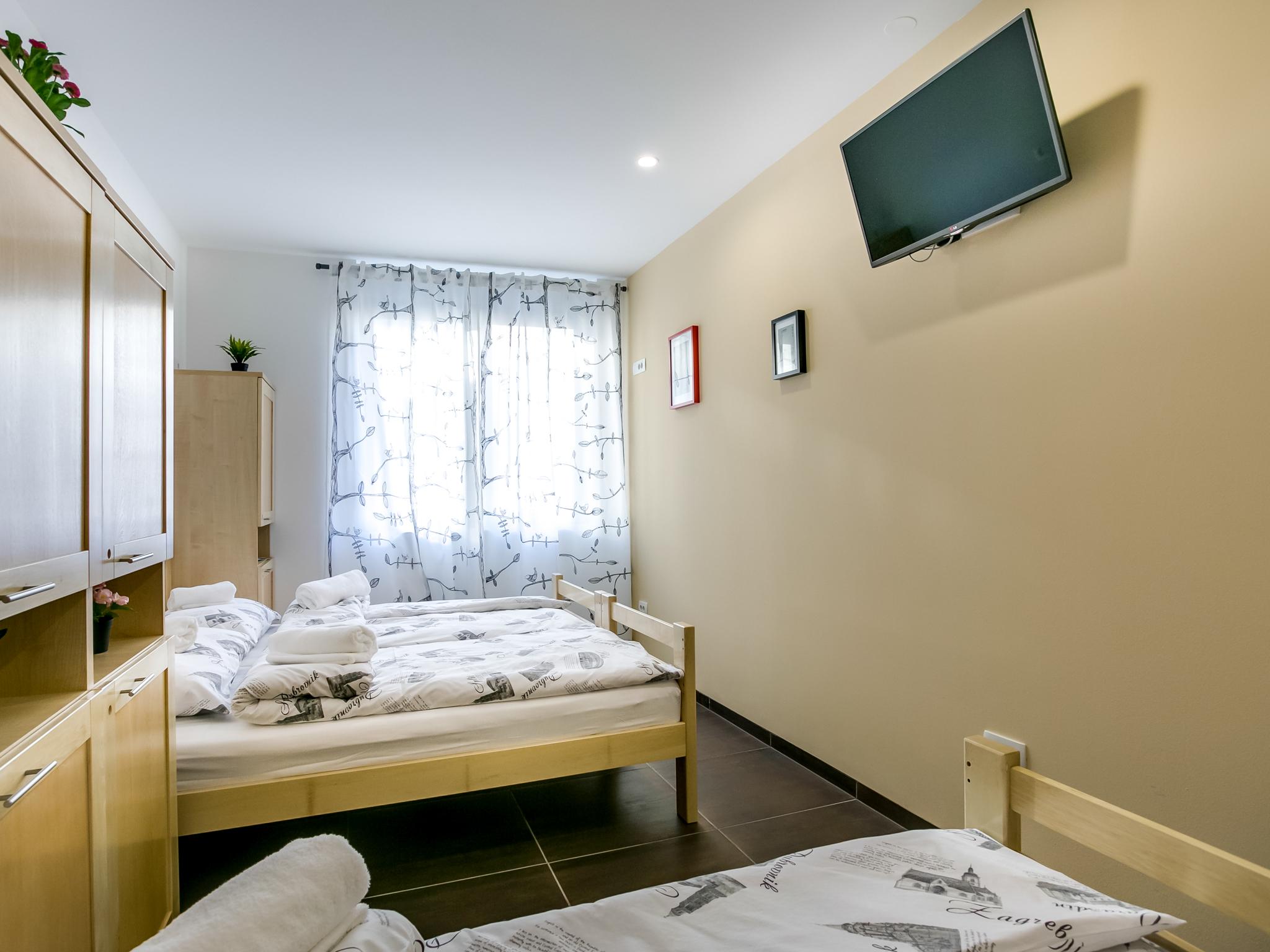Hostel Moving
