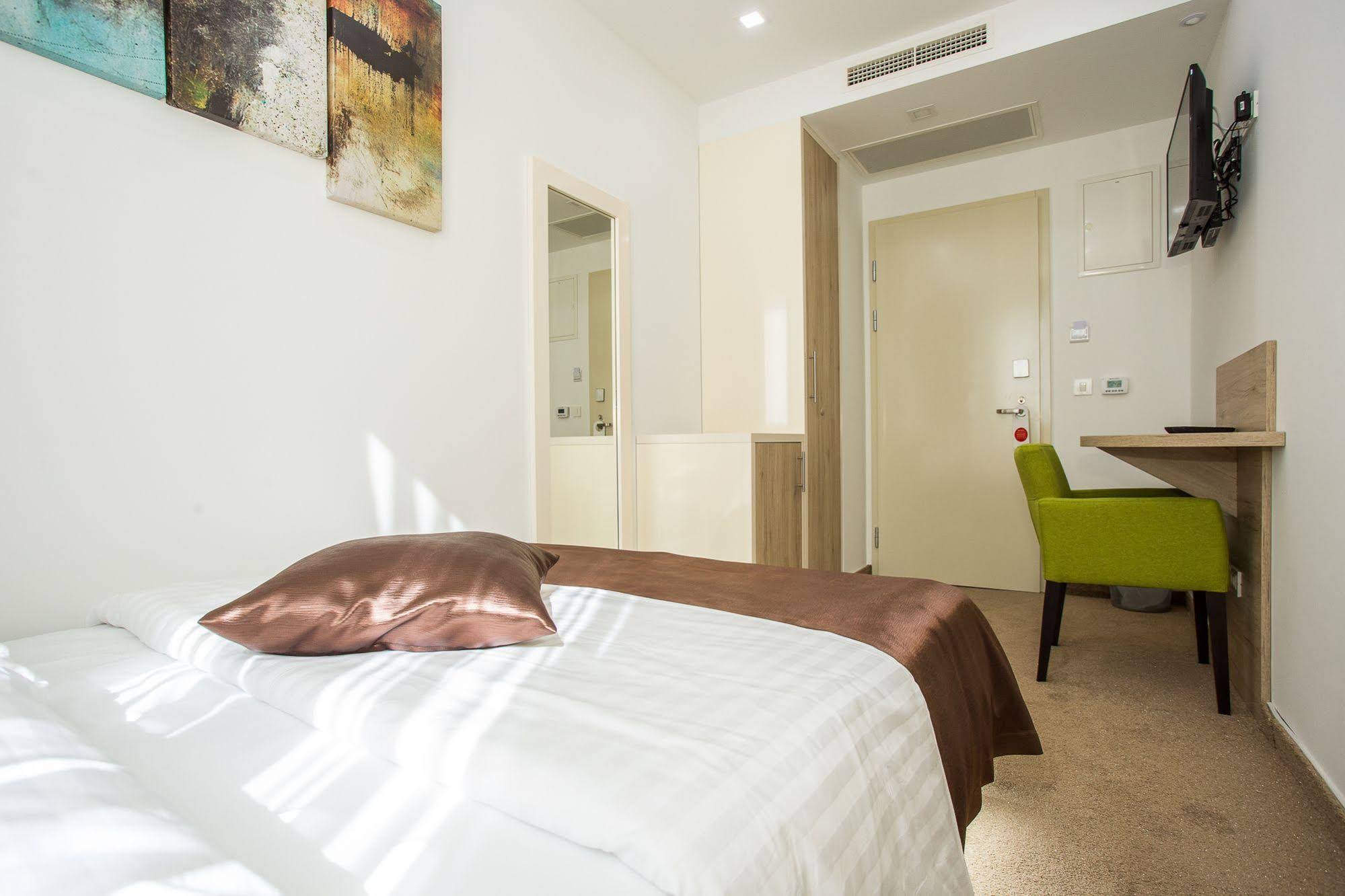 Hotel National