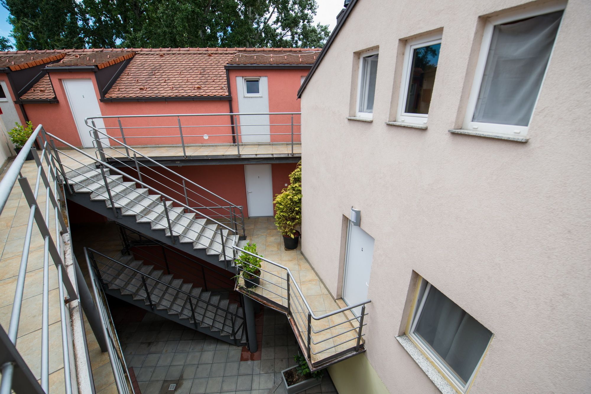 Integralni Hotel & Hostel Zagreb