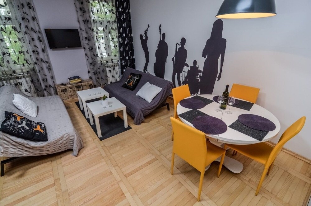 Kruc Apartments