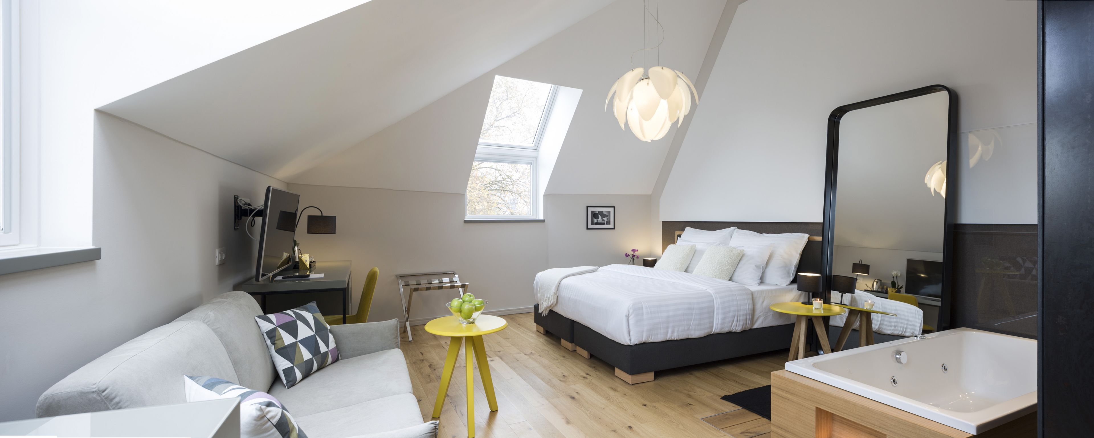 Livris Hotel