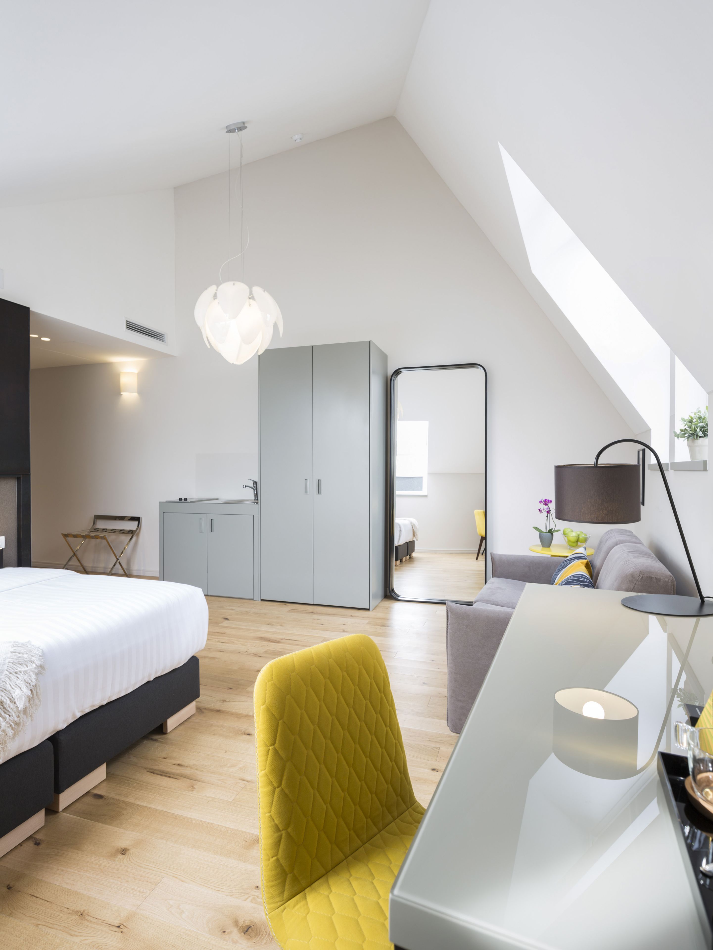Livris Hotel
