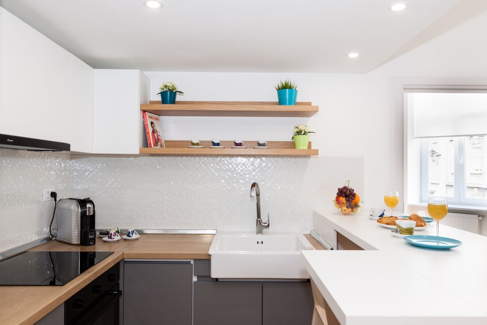 LOOX Serviced Apartments Zagreb Palmoticeva Street