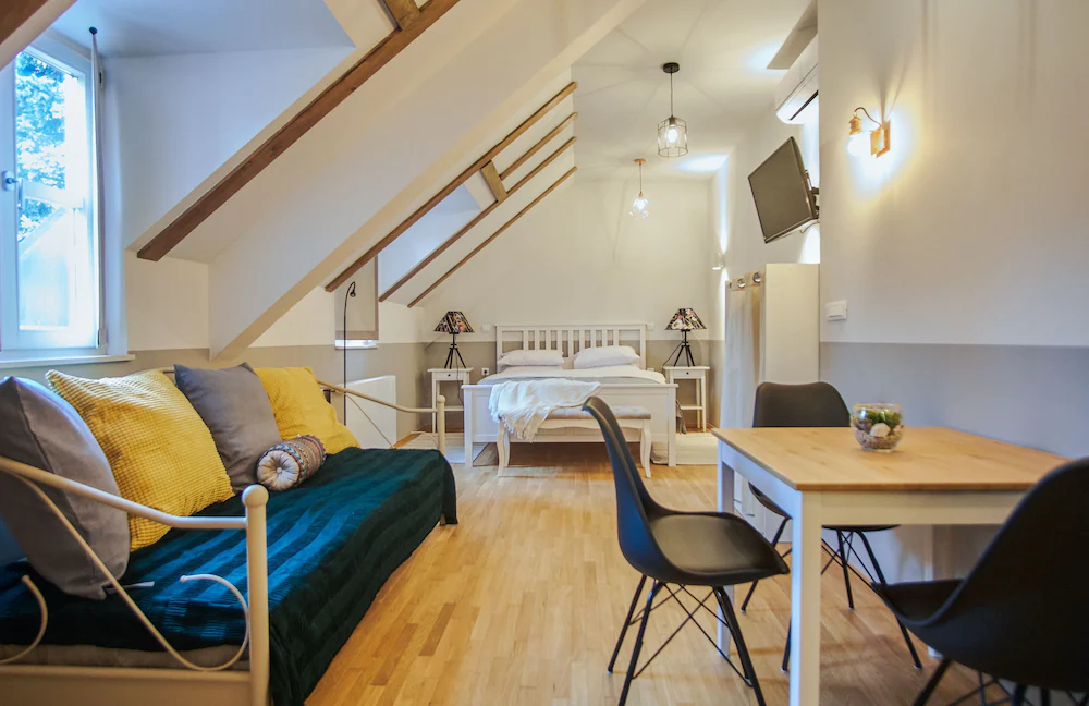 Paon Boutique Apartments