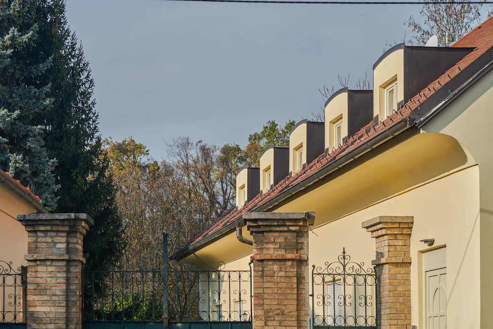 Paon Boutique Apartments