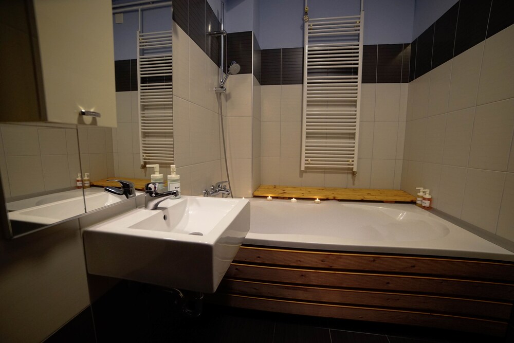Robinson Safari Apartments