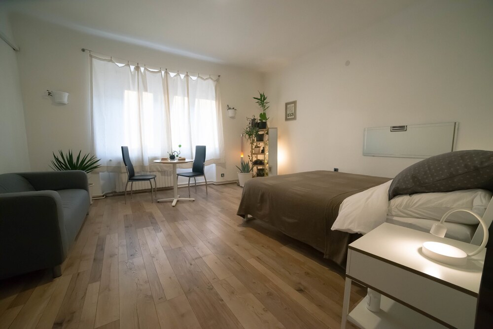 Robinson Safari Apartments