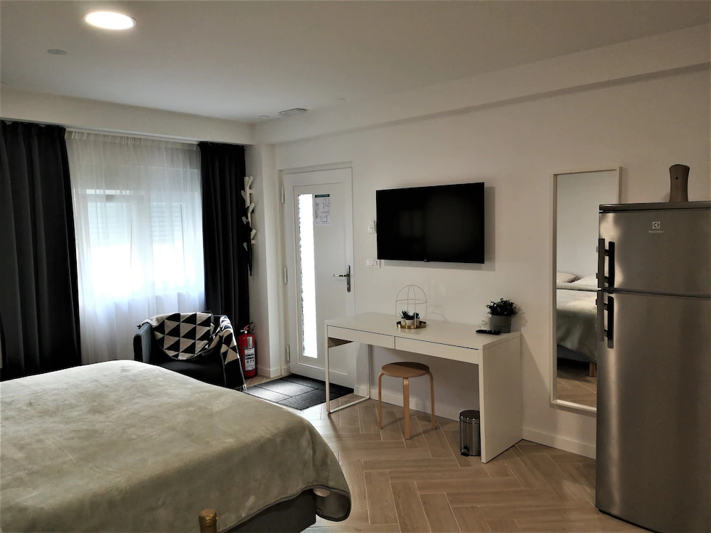 Rooms At Zajceva 34
