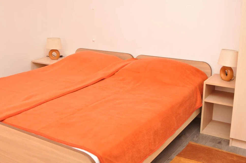 Rooms Lara