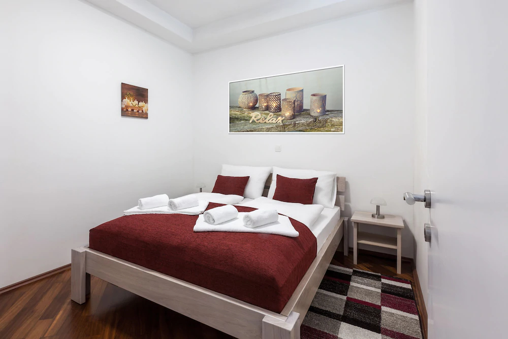 Studio Apartments Radoš