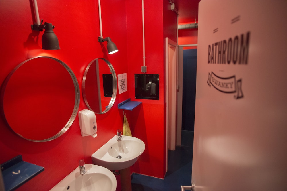 Swanky Mint Hostel