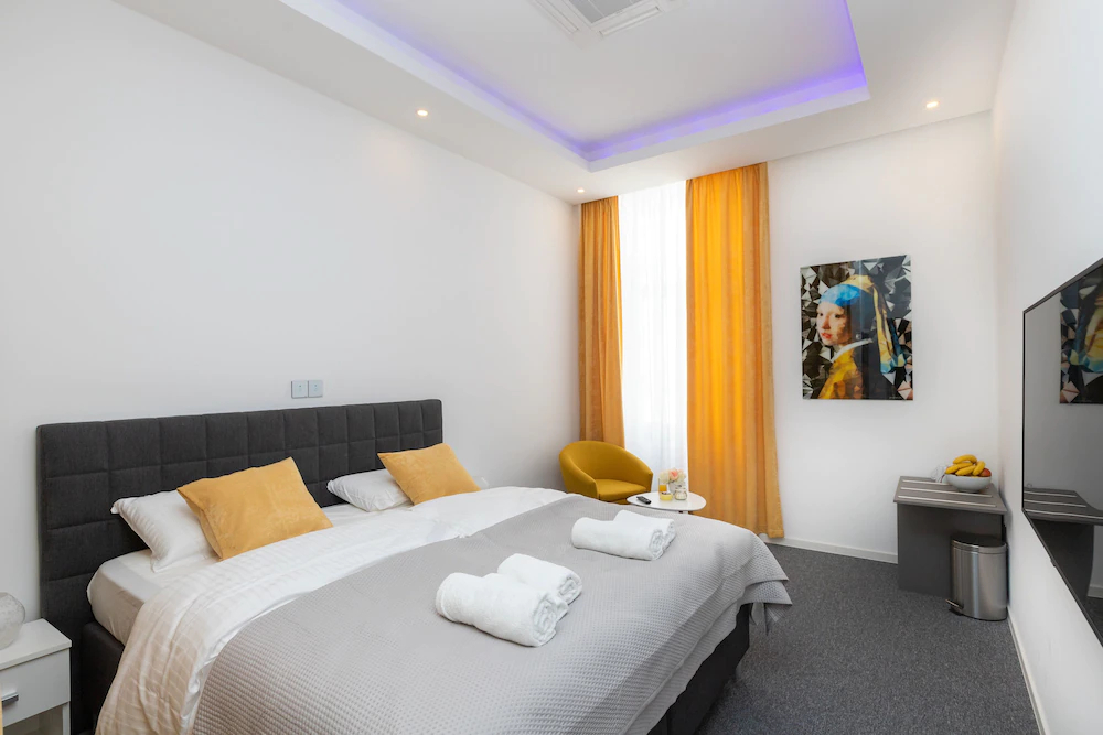 Tesla Boutique Apartments