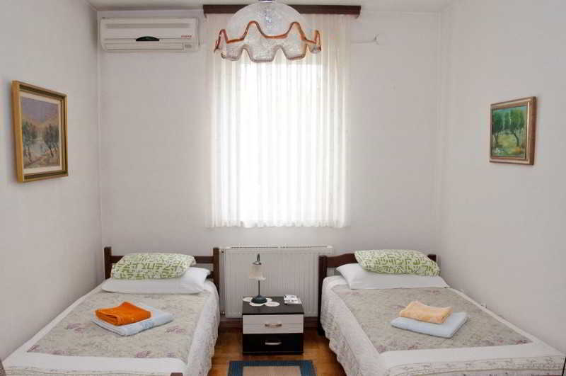 Urbana Vila