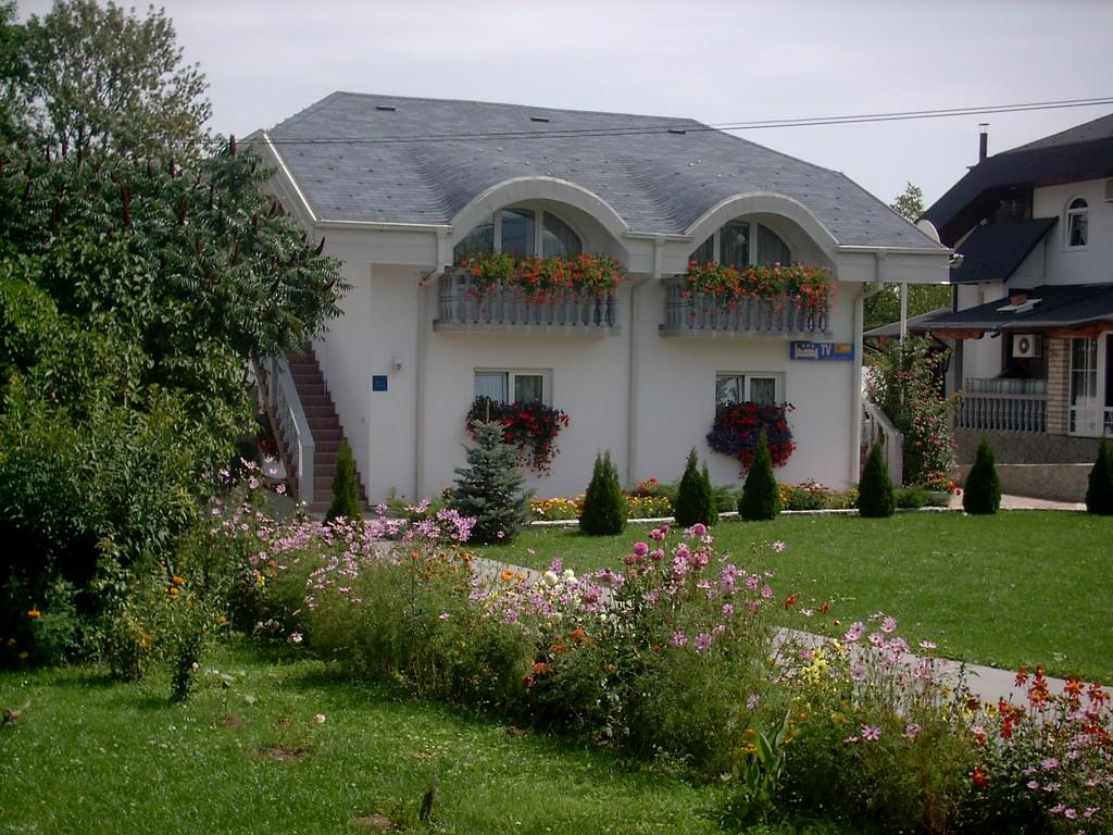 Villa & Restaurant Sedra