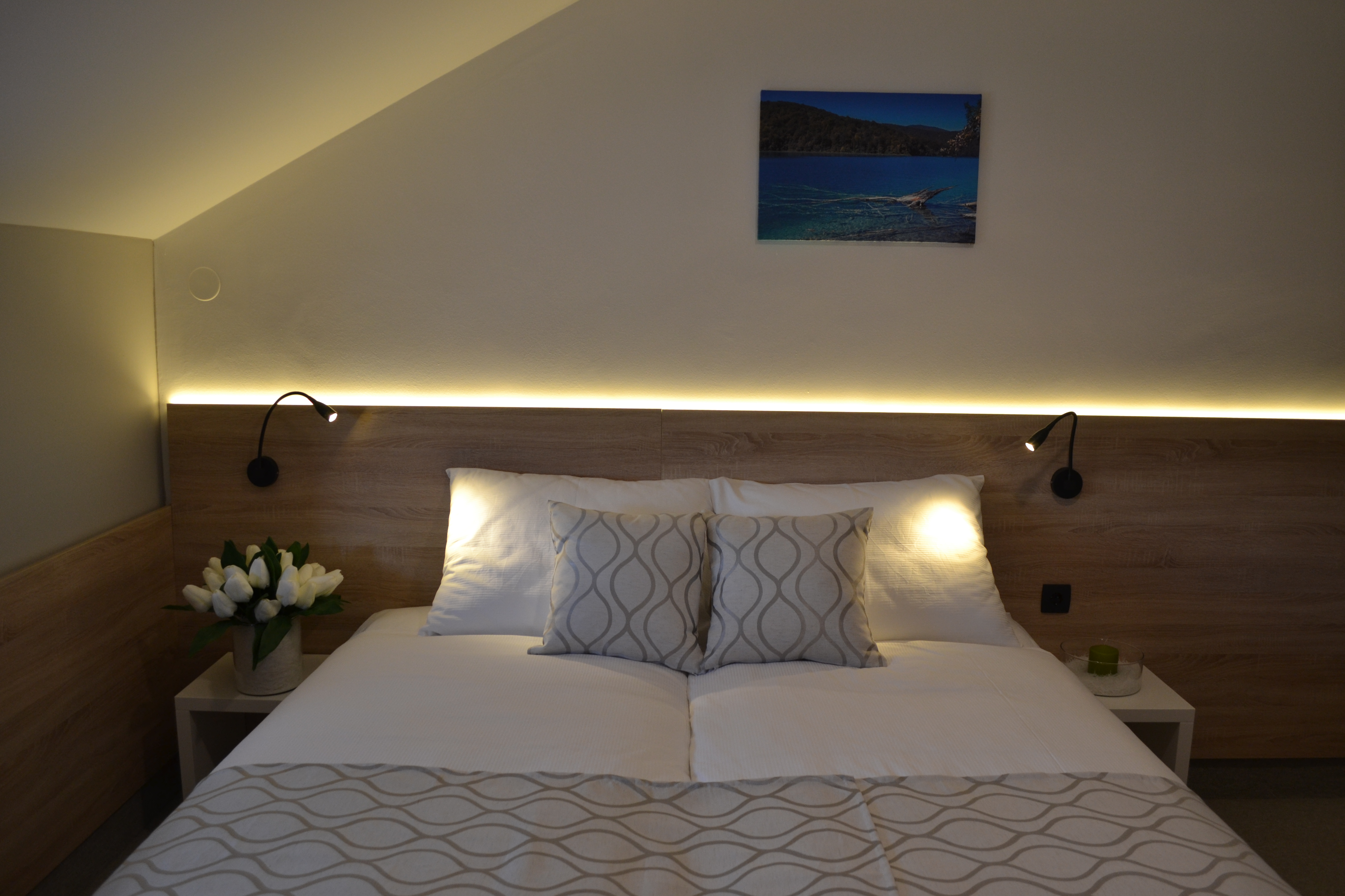 16 Lakes Hotel