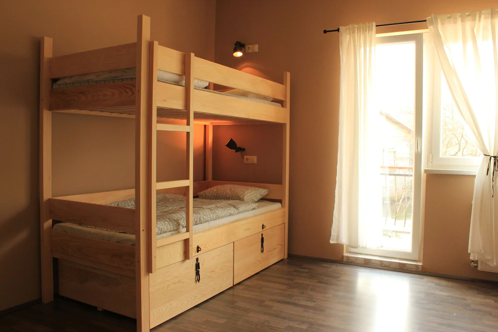 Falling Lakes Hostel