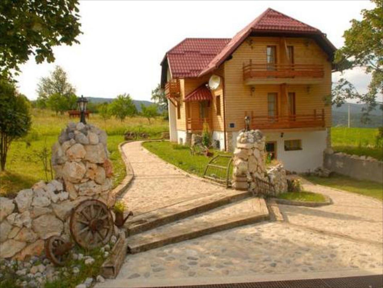 Pansion Mrzlin Grad