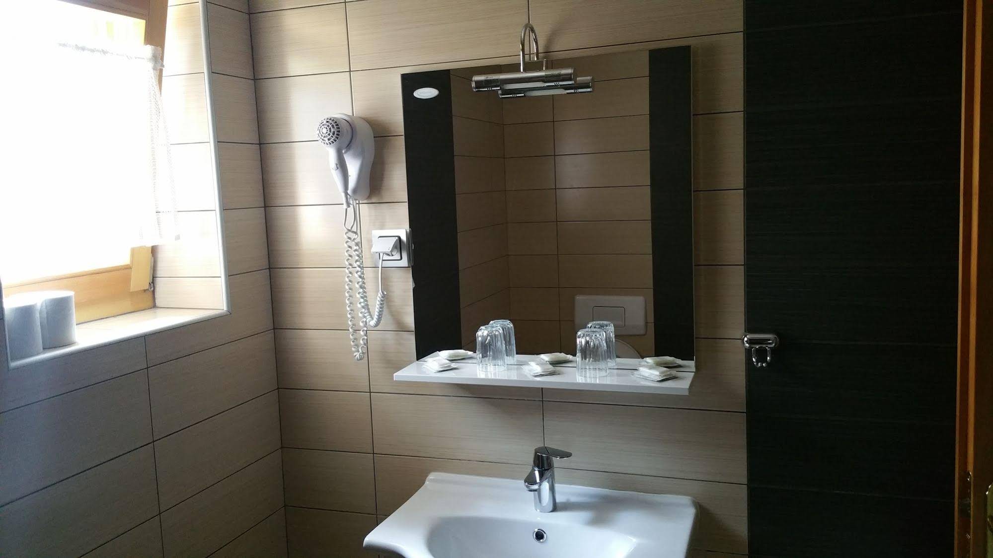 Pansion House Prijeboj