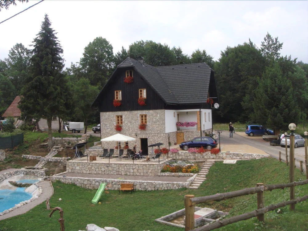 Plitvice Etno House