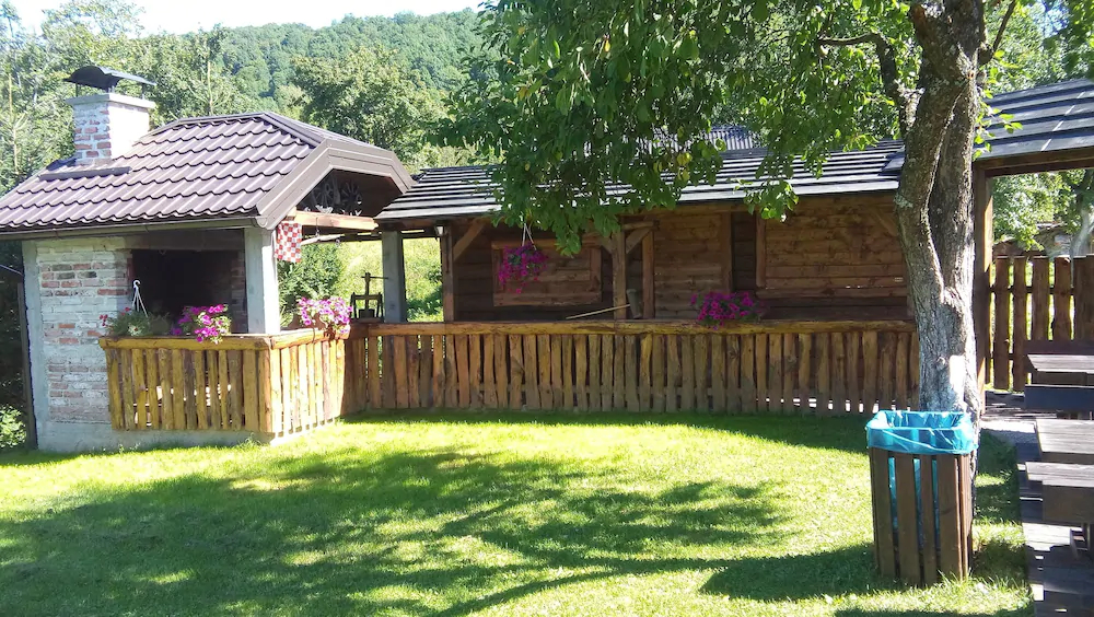 Apartment and Rooms Nevenka