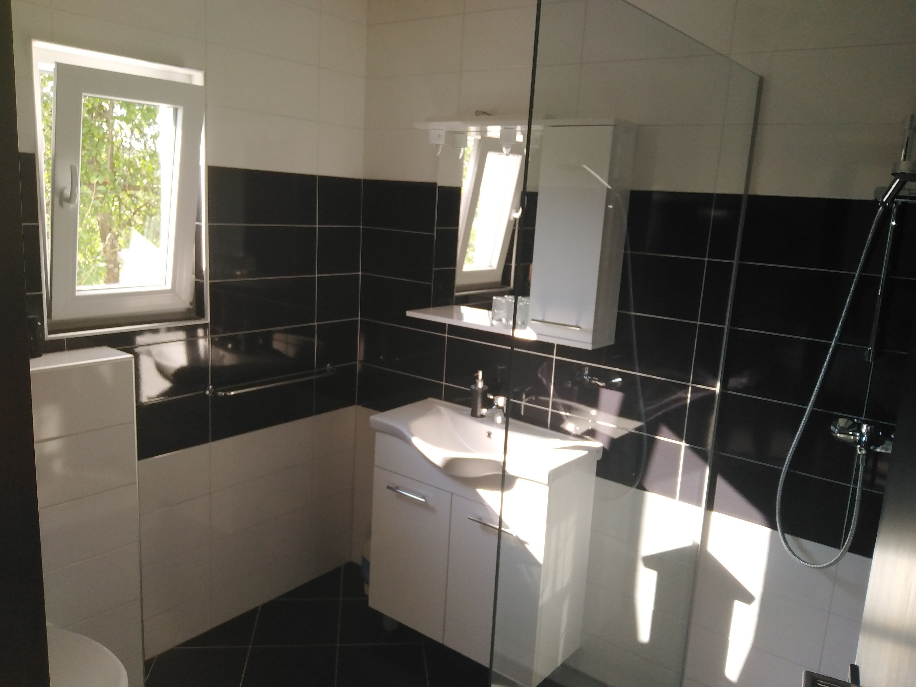 Guest House First Stop